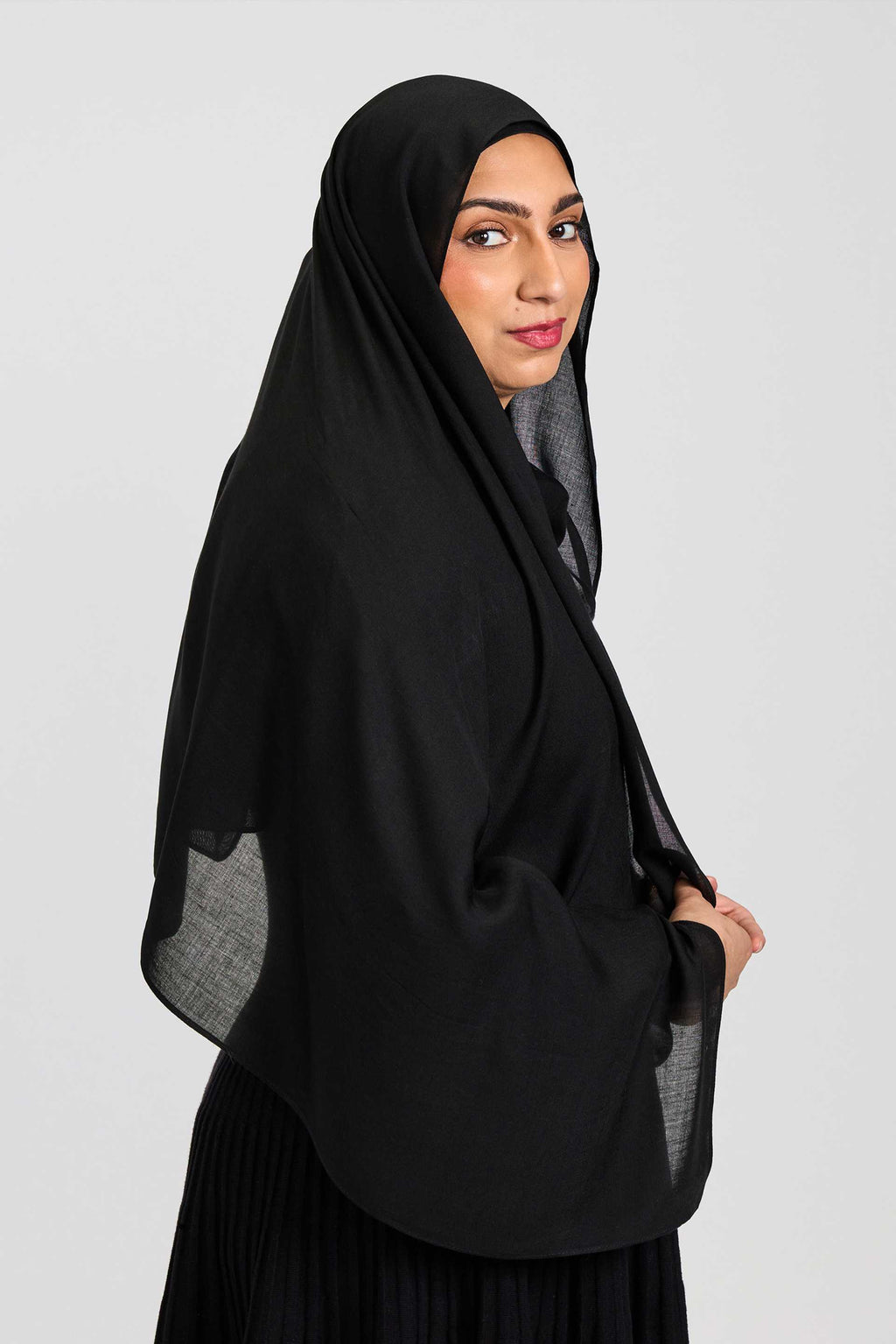 Modal Hijab Set Obsidian Black