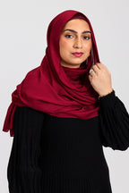 Modal Hijab Set Ruby Red